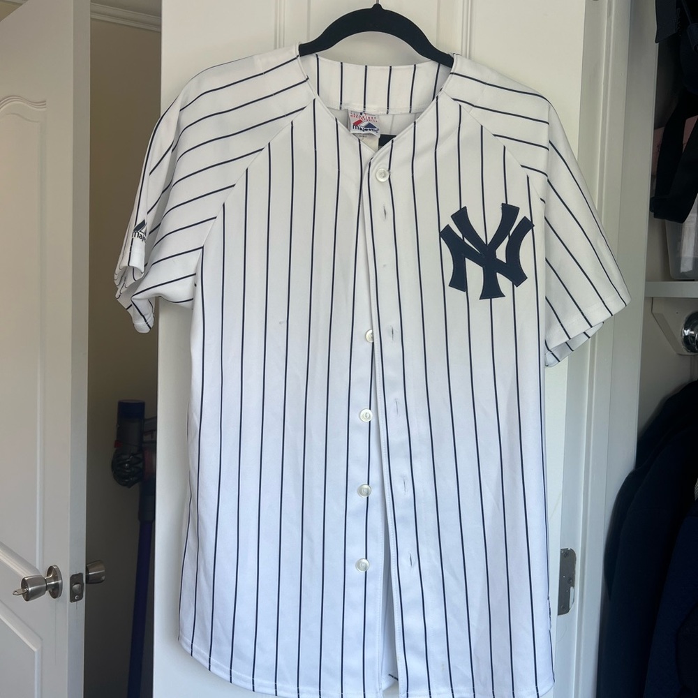 Vintage Yankees Gianni jersey (youth size XL)